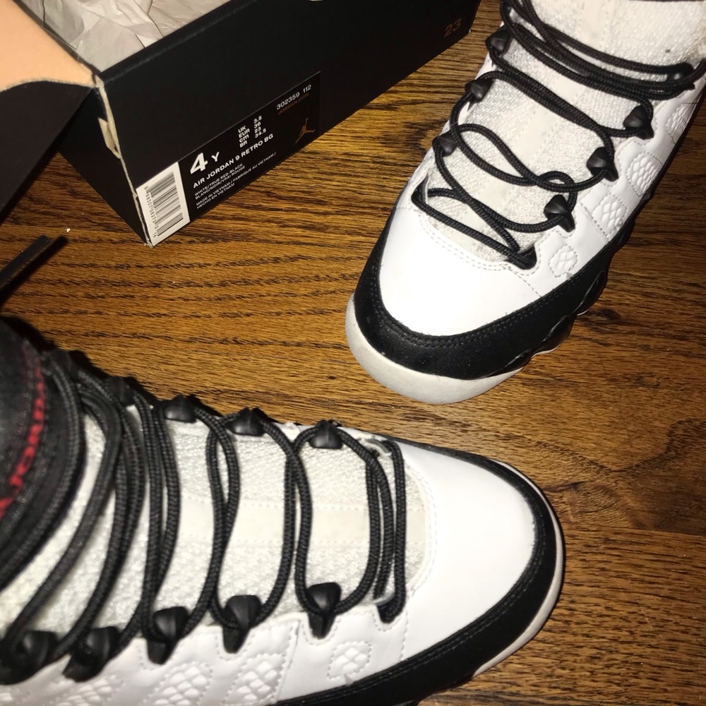 Nike Air Jordan 9 Retro OG Space Jam SIZE 4 (GS)